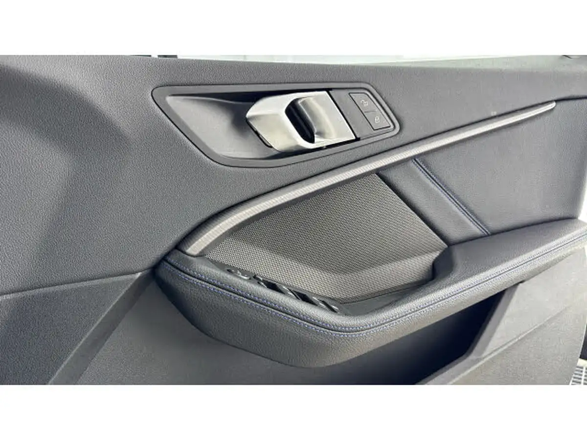 2023-bmw-1-series-20-m135i-xdrive-big-26