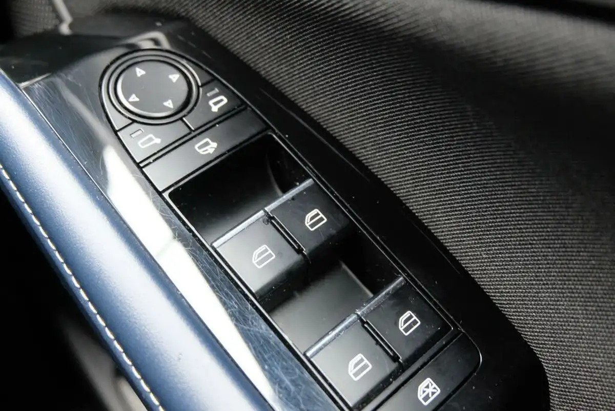 2020-mazda-cx-30-20-skyactiv-x-se-l-big-24