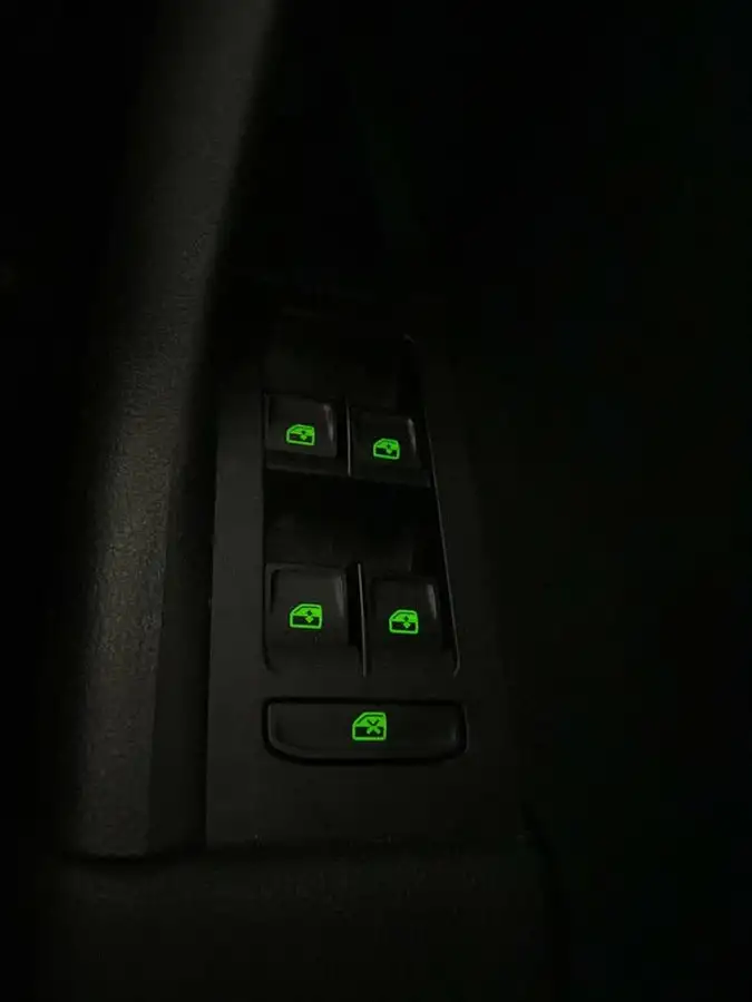 2017-skoda-octavia-14-tsi-se-l-hatchback-dsg-big-28