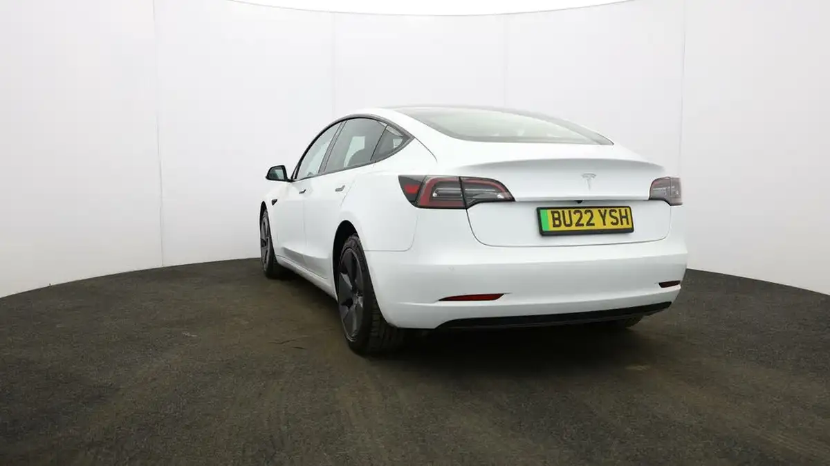 2021-tesla-model-3-e-standard-plus-big-17