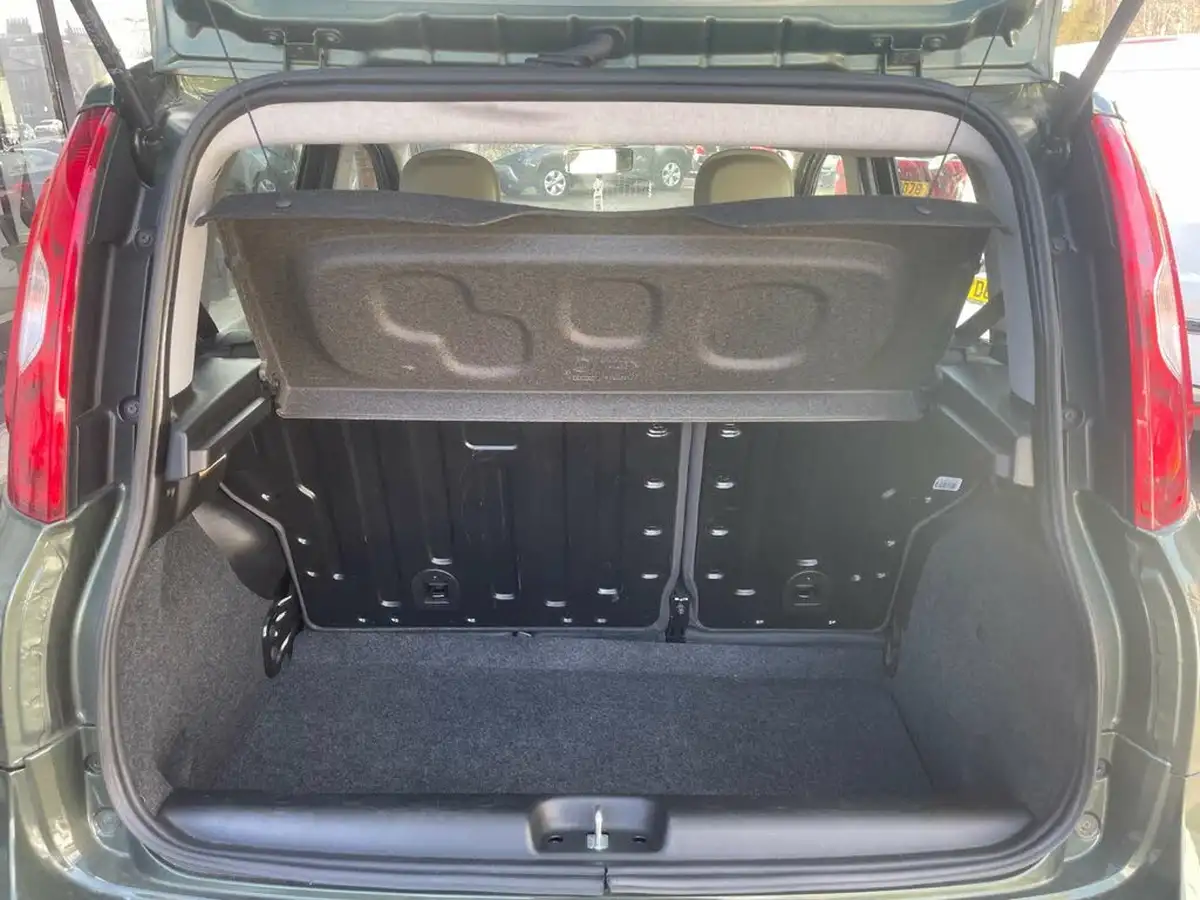 2016-fiat-panda-13multijet-trekking-95bhp-big-12