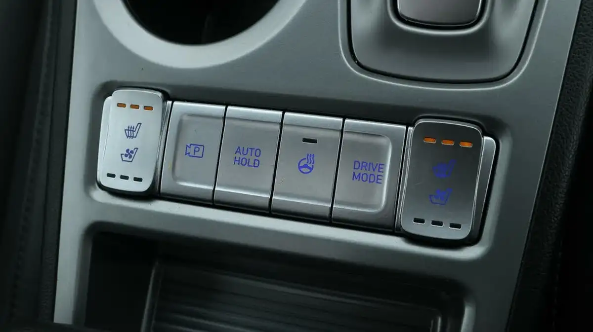 2022-hyundai-kona-e-ultimate-big-28