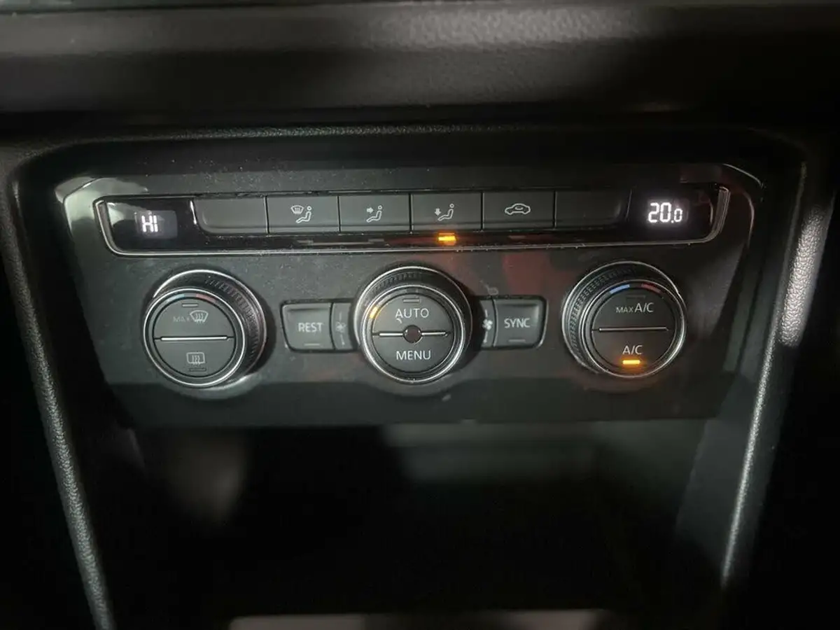 2019-volkswagen-tiguan-15-tsi-se-navigation-150ps-dsg-big-17