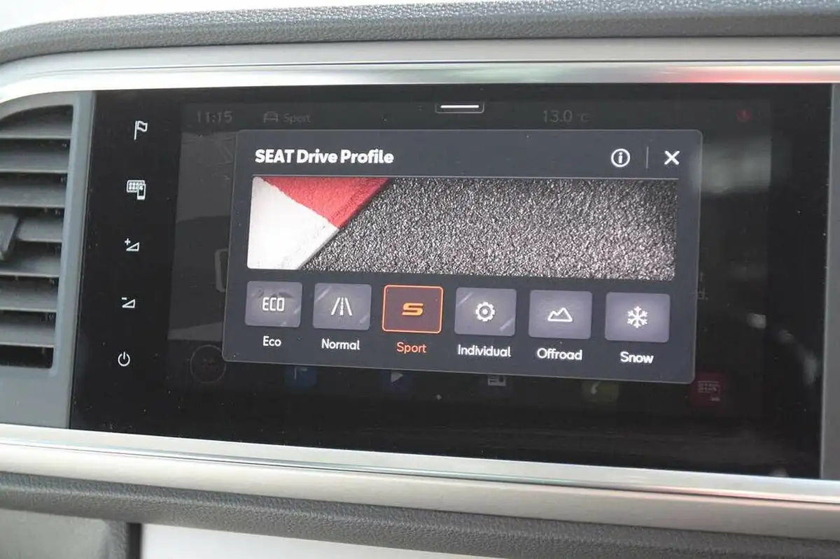2023-seat-ateca-20-ecotsi-xperience-lux-big-15