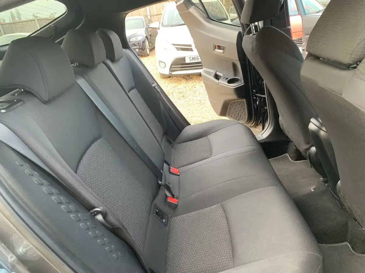 2019-toyota-c-hr-18-vvt-i-dynamic-big-46