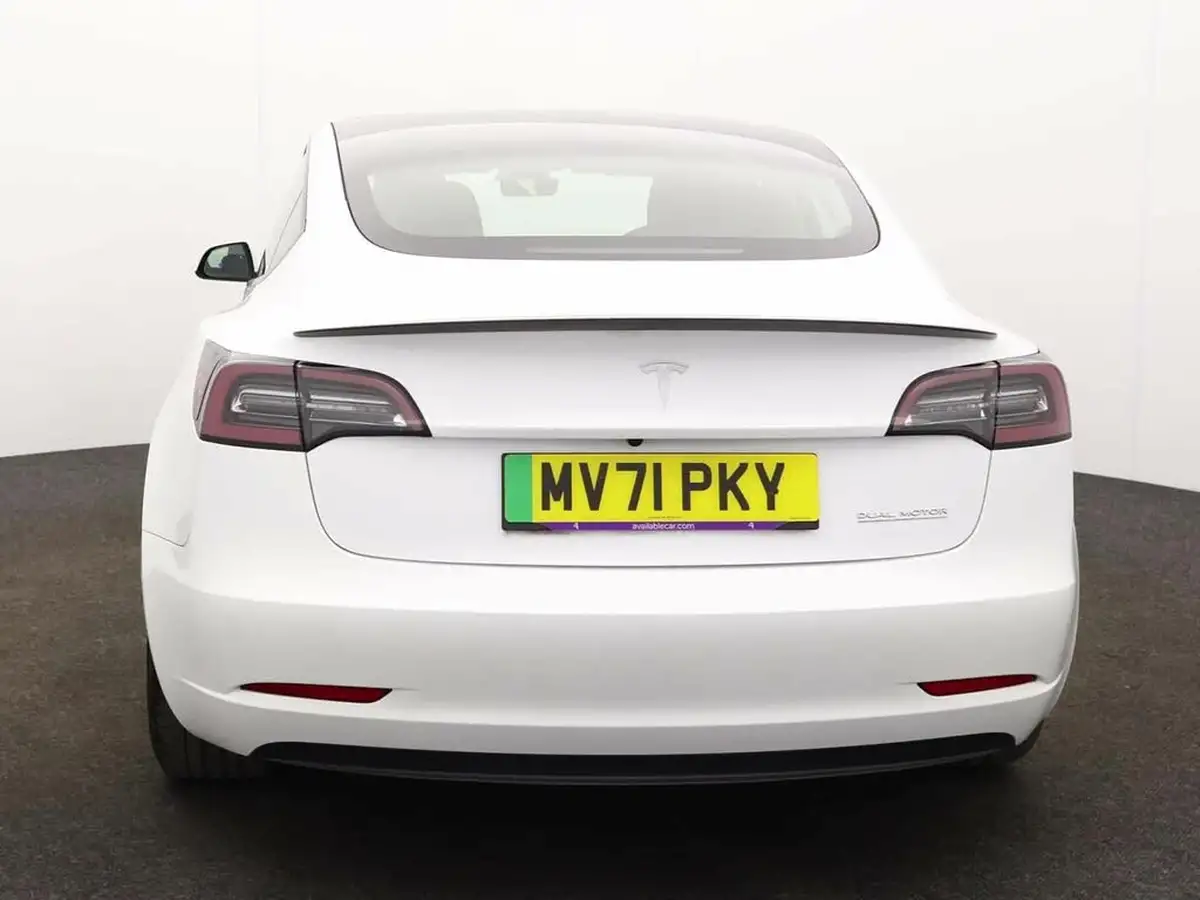 2021-tesla-model-3-e-performance-awd-big-2