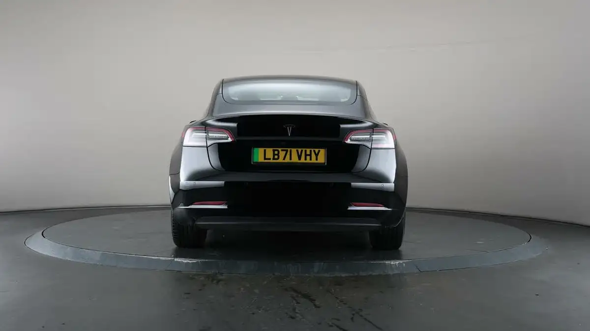 2021-tesla-model-3-e-standard-plus-big-6