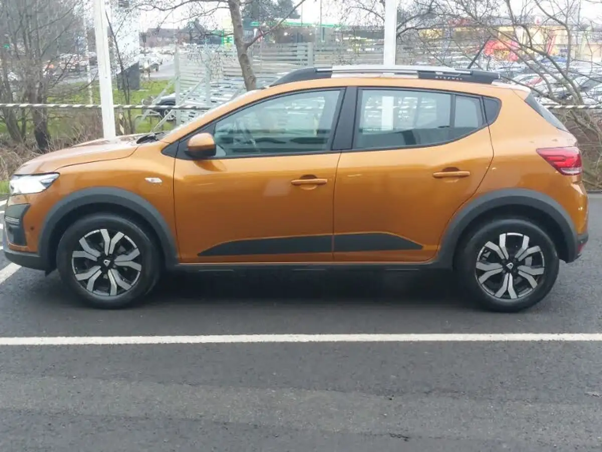 2022-dacia-sandero-stepway-10-tce-prestige-90bhp-big-3