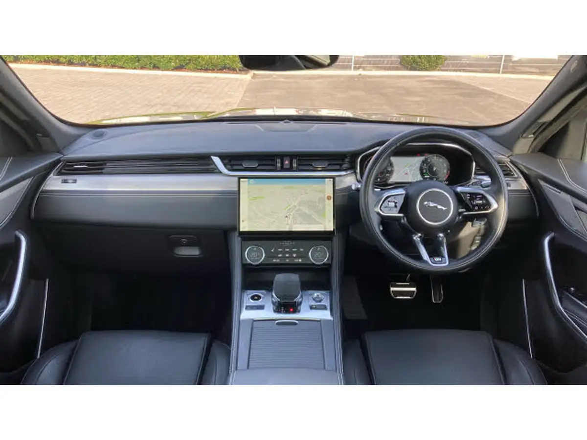 2022-jaguar-f-pace-20-p400e-r-dynamic-se-big-8