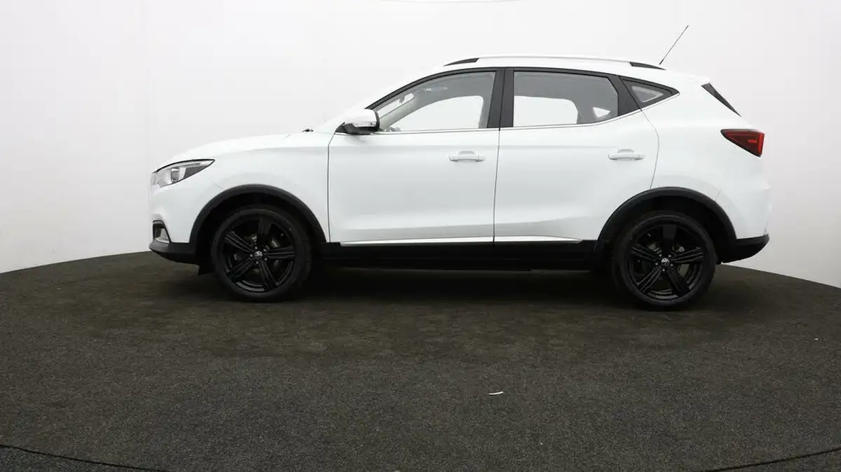 2019-mg-zs-suv-15-vti-tech-exclusive-105bhp-big-3