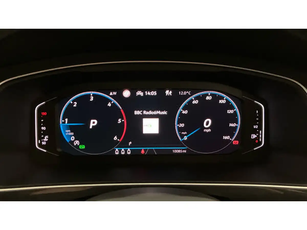 2024-volkswagen-tiguan-20tdi-r-line-edition-big-10
