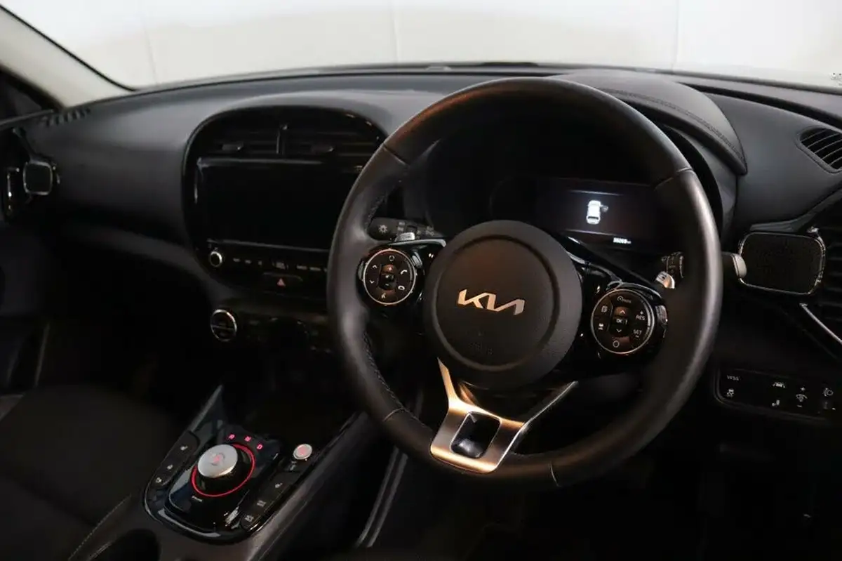 2022-kia-soul-ev-maxx-big-24