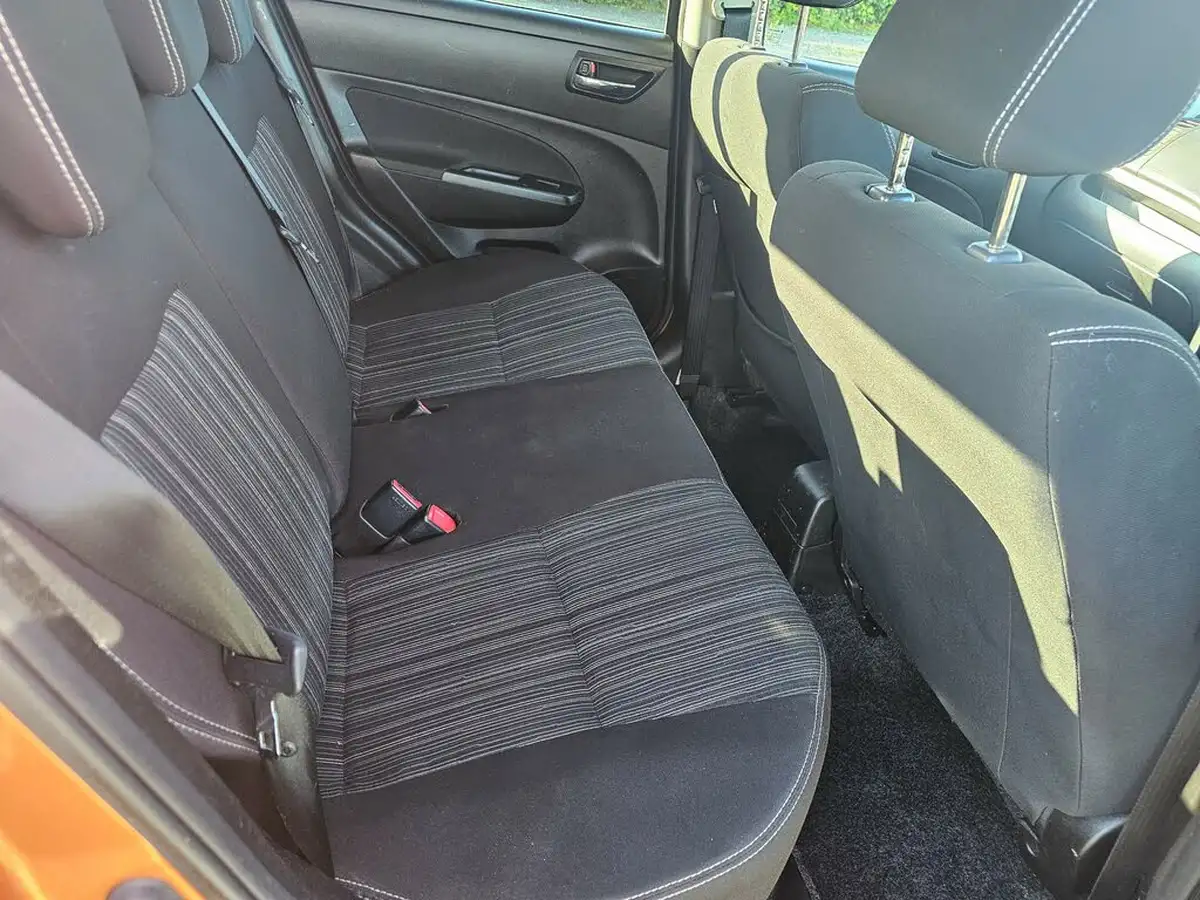 2016-suzuki-swift-12-sz-l-5d-big-11