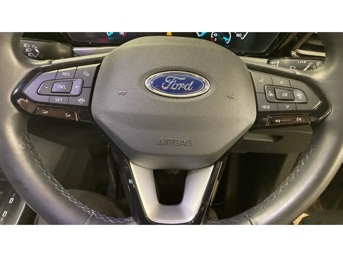 2023-ford-tourneo-connect-20-titanium-big-29