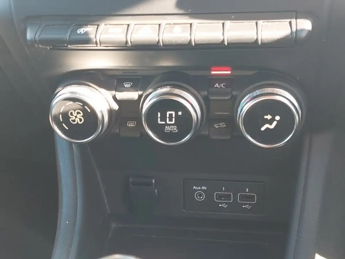 2021-renault-captur-10-tce-iconic-90ps-big-16