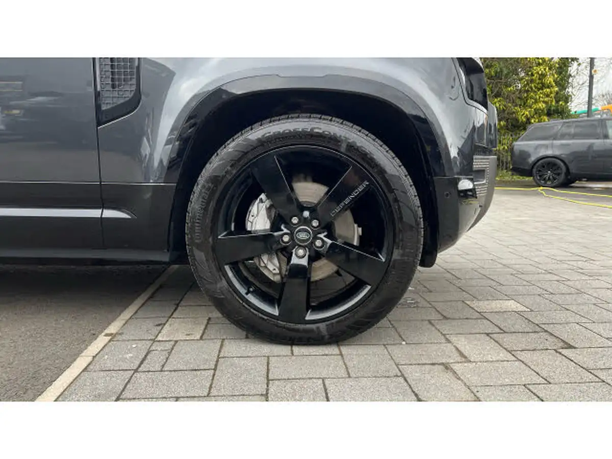 2024-land-rover-110-defender-30-d350-x-dynamic-hse-big-7