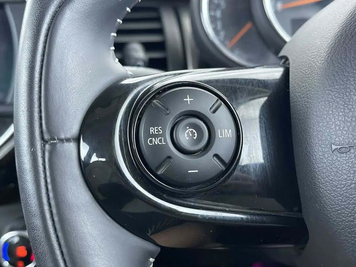 2019-mini-cooper-20-cooper-s-exclusive-189bhp-nav-hatchback-3d-big-43