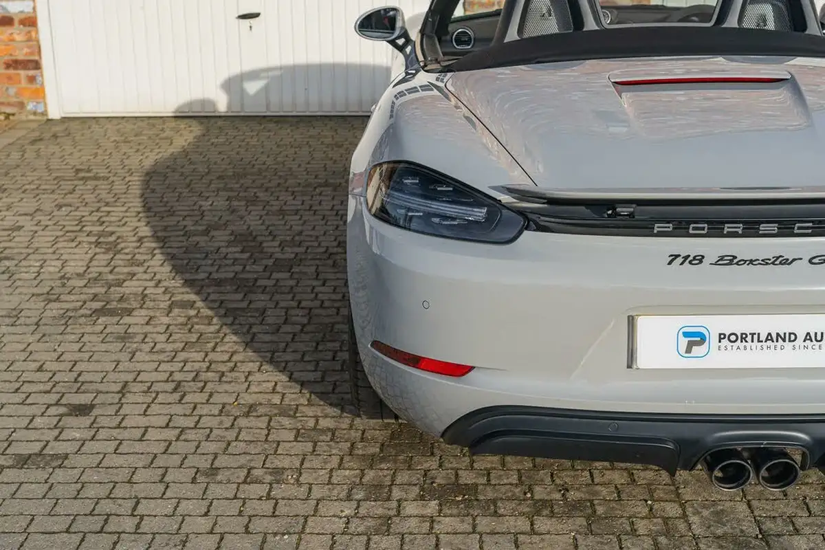 2018-porsche-boxster-718-25-boxster-gts-365ps-ss-pdk-big-16