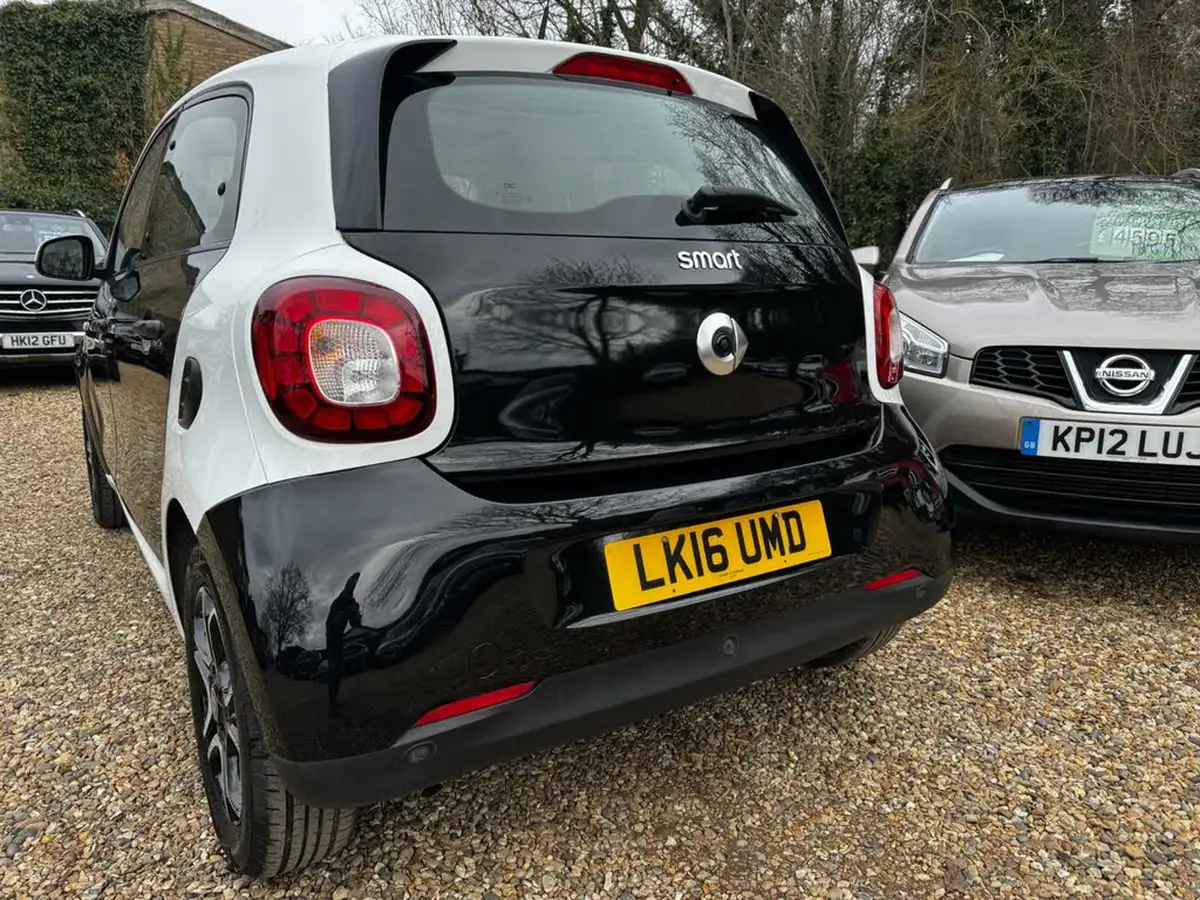 2016-smart-forfour-09-prime-premium-plusss-big-2
