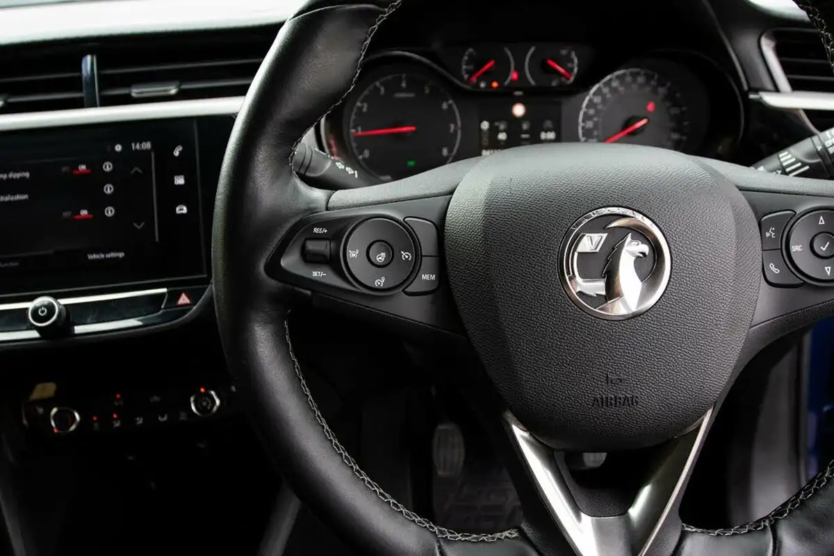 2021-vauxhall-corsa-12i-se-premium-big-18