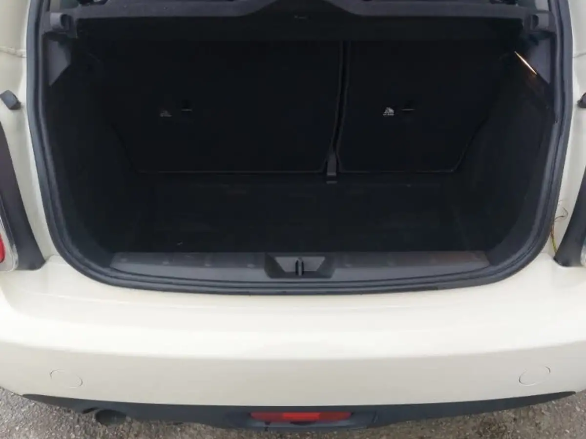 2018-mini-cooper-15-one-series-ii-ss-3d-big-7