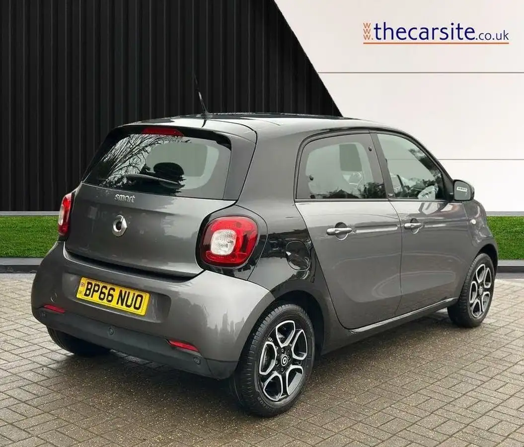 2017-smart-forfour-10-prime-71bhp-premiumss-twinamic-big-7