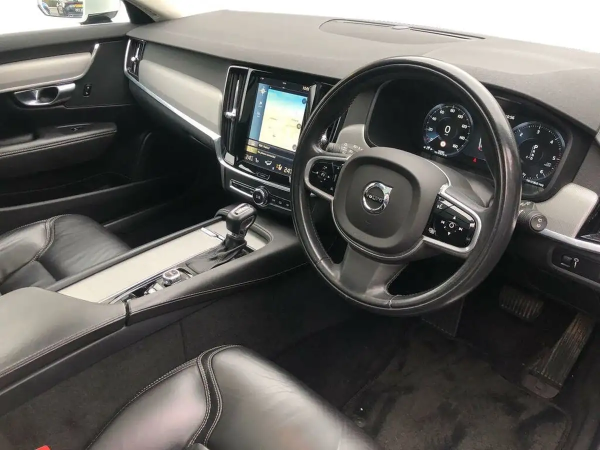 2017-volvo-v90-20td-d5-inscription-big-5