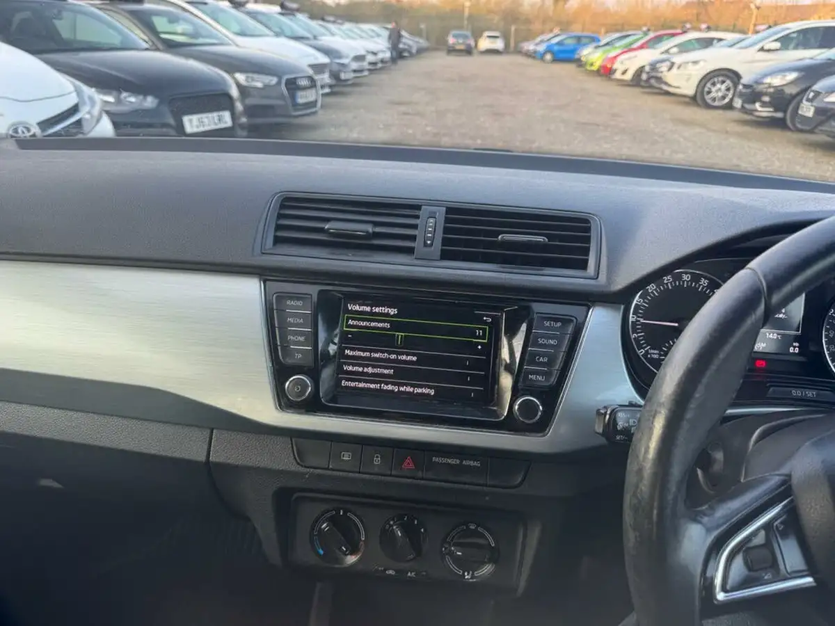 2016-skoda-fabia-14tdi-se-hatchback-big-25
