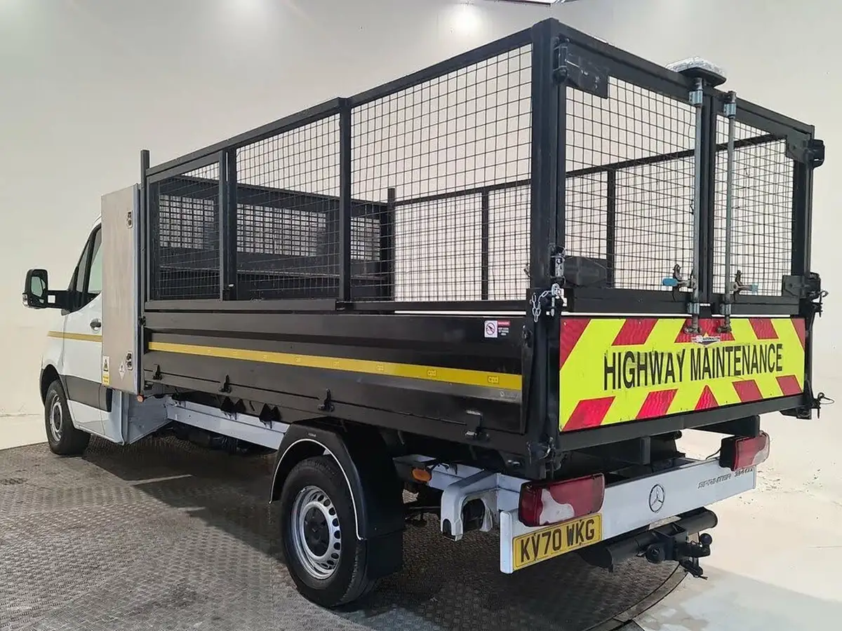 2019-mercedes-benz-sprinter-21cdi-314-l3h1-143pseu6b-box-rwd-eco-gear-360-big-2