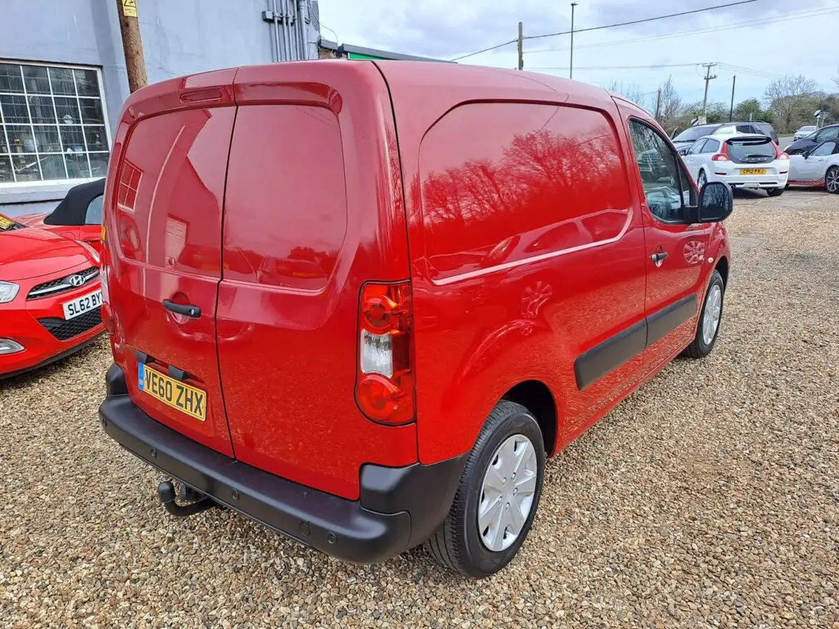 2011-citroen-berlingo-16td-l1625-enterprise-special-edition-panel-big-2
