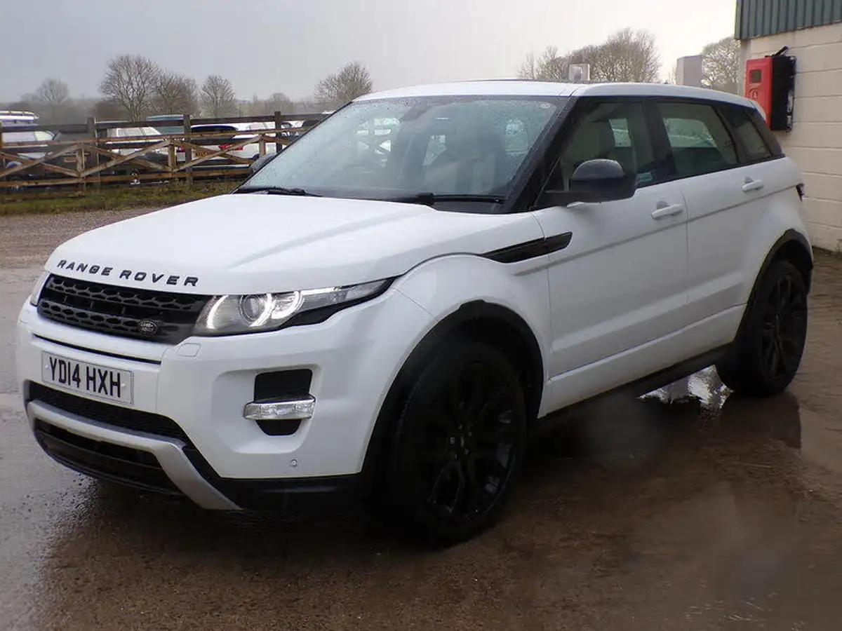 2014-land-rover-range-rover-evoque-22td-dynamic-hatchback-5d-auto-big-2