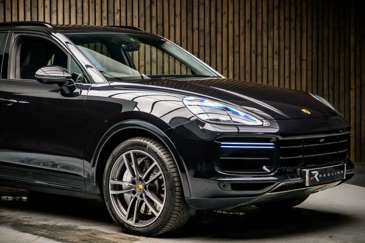 2018-porsche-cayenne-40-v8-turbo-big-9