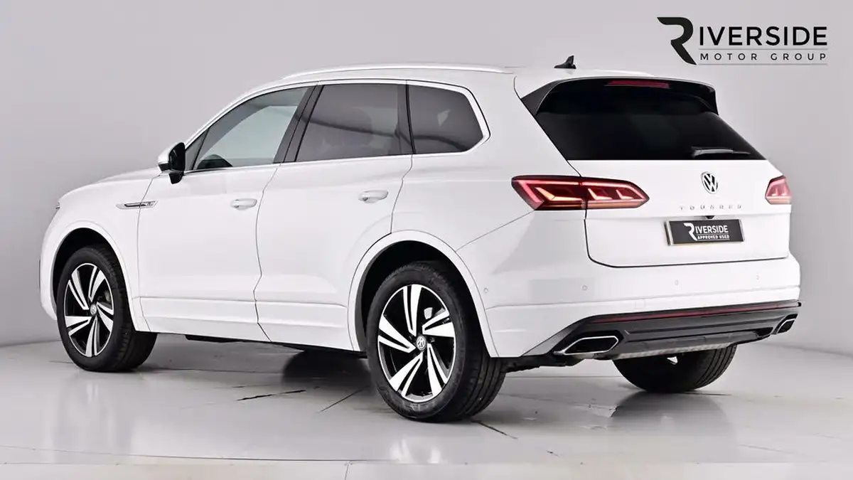 2018-volkswagen-touareg-30tdi-r-line-tech-286ps-ss-big-1