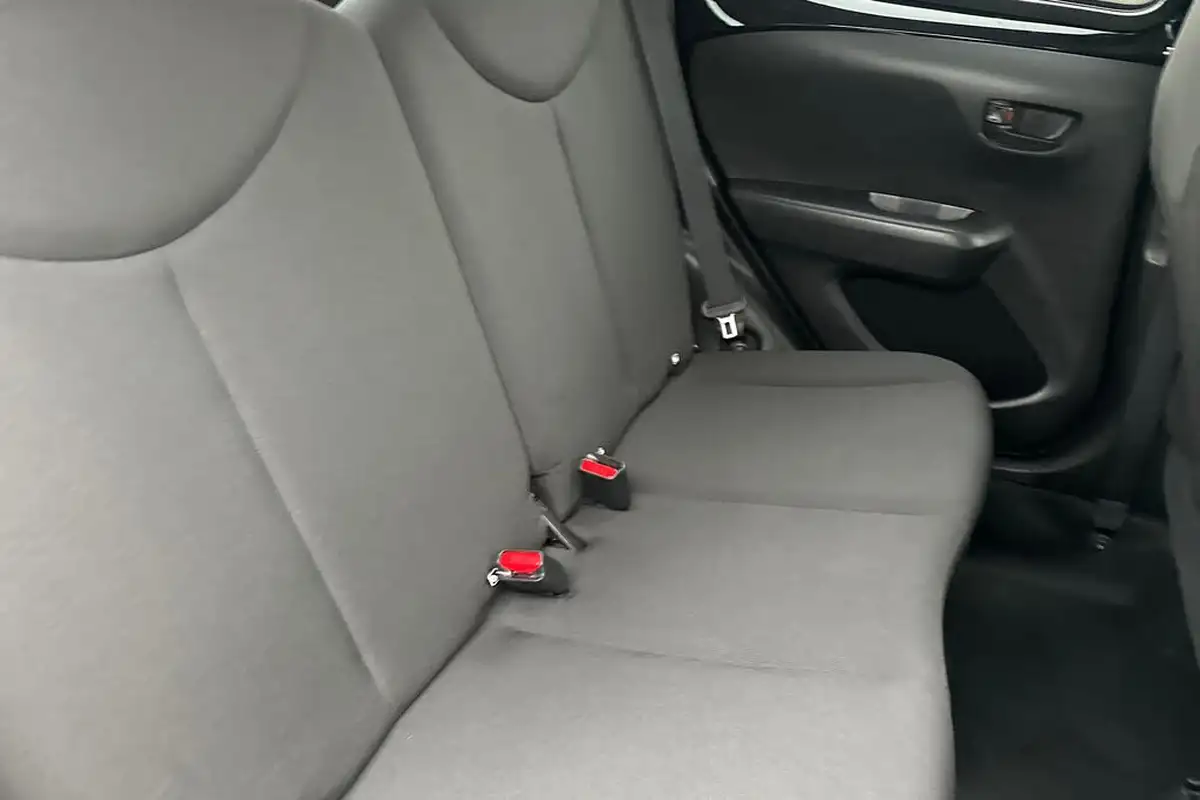 2019-citroen-c1-10-vti-airscape-urban-ride-big-22