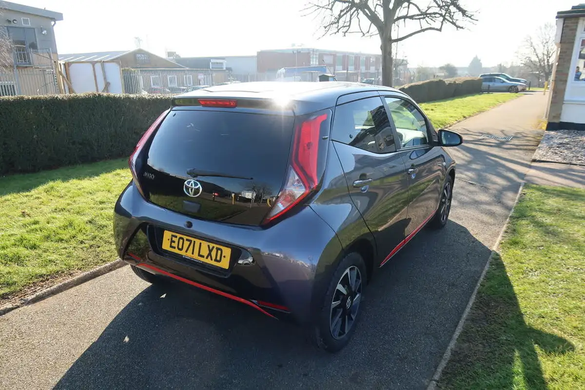2021-toyota-aygo-10-vvt-i-x-trend-tss-big-13