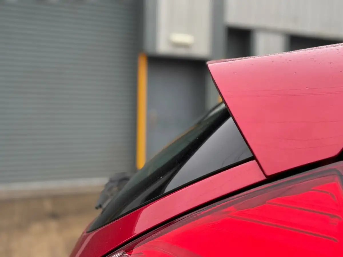 2016-ford-fiesta-10t-zetec-100ps-ecoboost-ss-5d-big-18