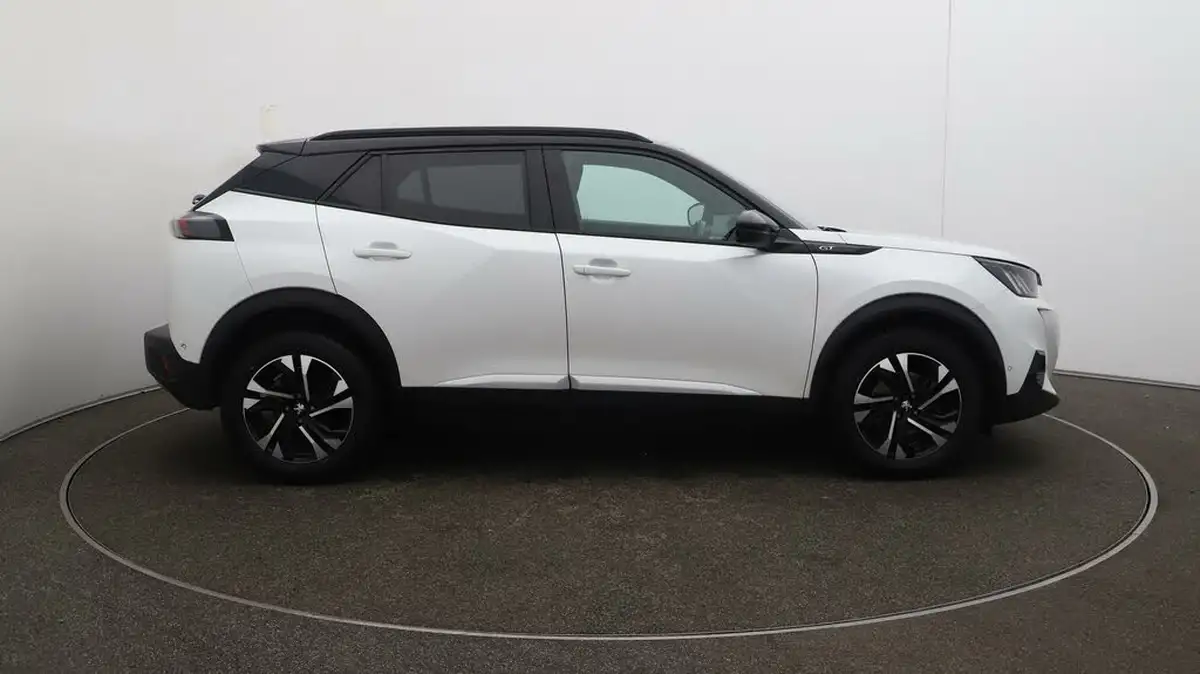 2022-peugeot-2008-suv-12-puretech-gt-big-43