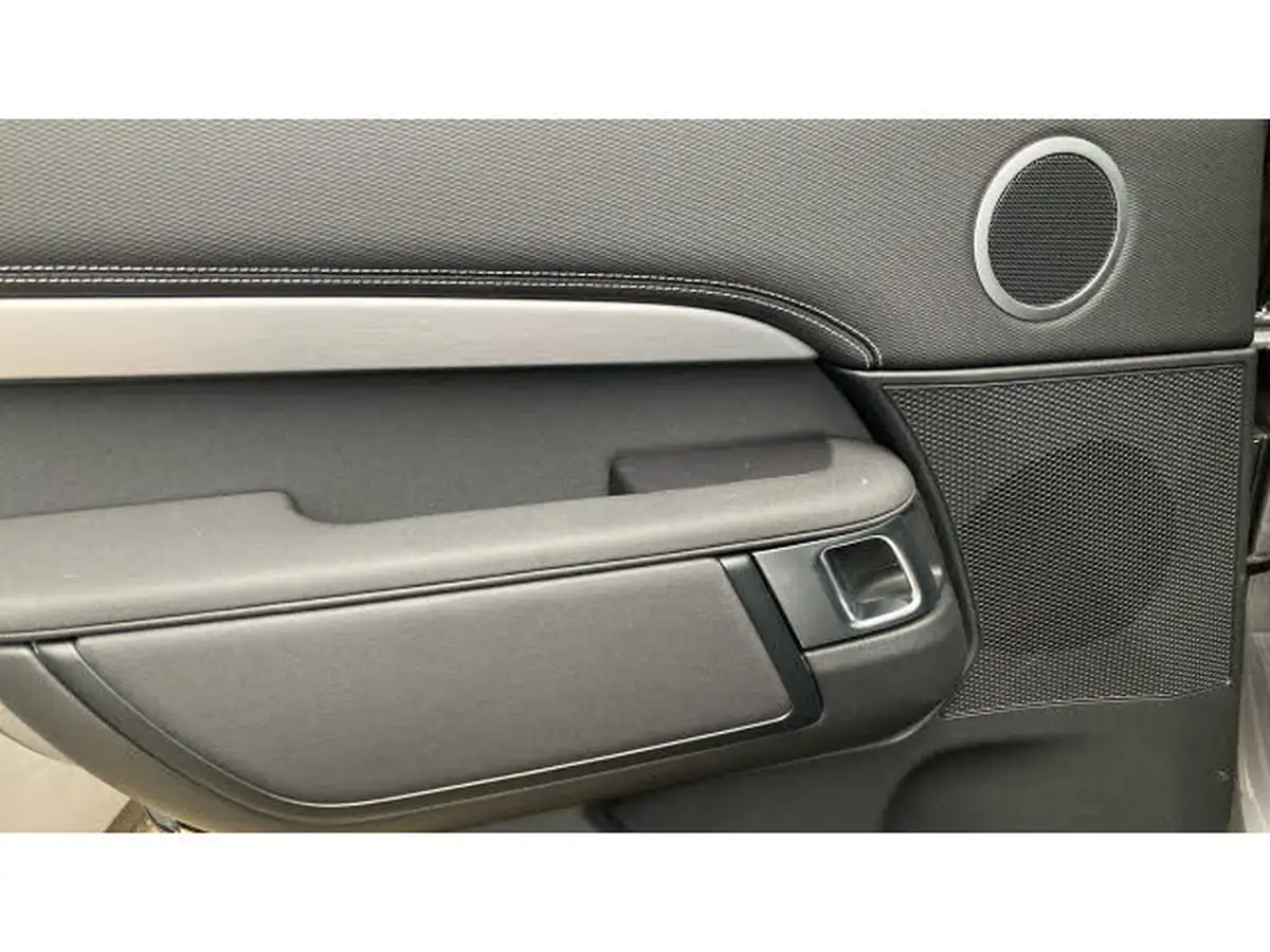 2024-land-rover-discovery-30-d350-dynamic-hse-big-55
