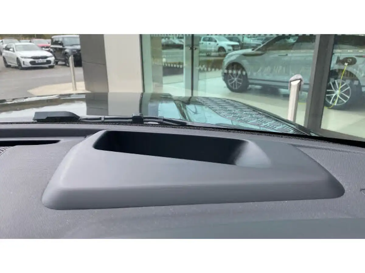 2023-land-rover-110-defender-30-d250-x-dynamic-hse-big-50