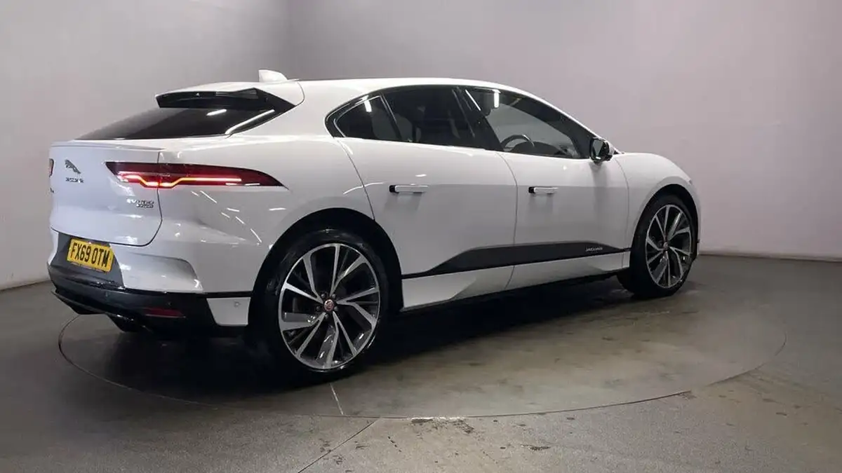 2019-jaguar-i-pace-ev400-hse-big-7