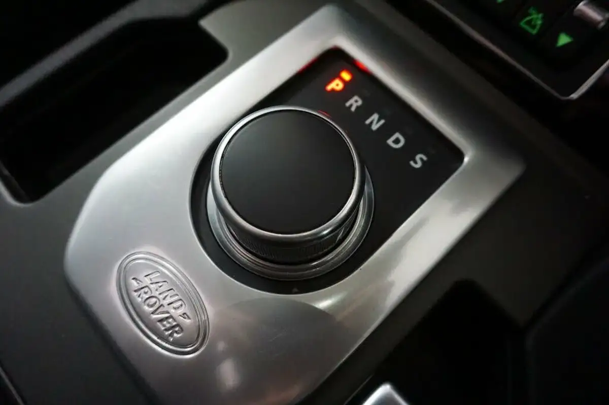 2015-land-rover-discovery-4-30-sd-v6-hse-lux-big-26