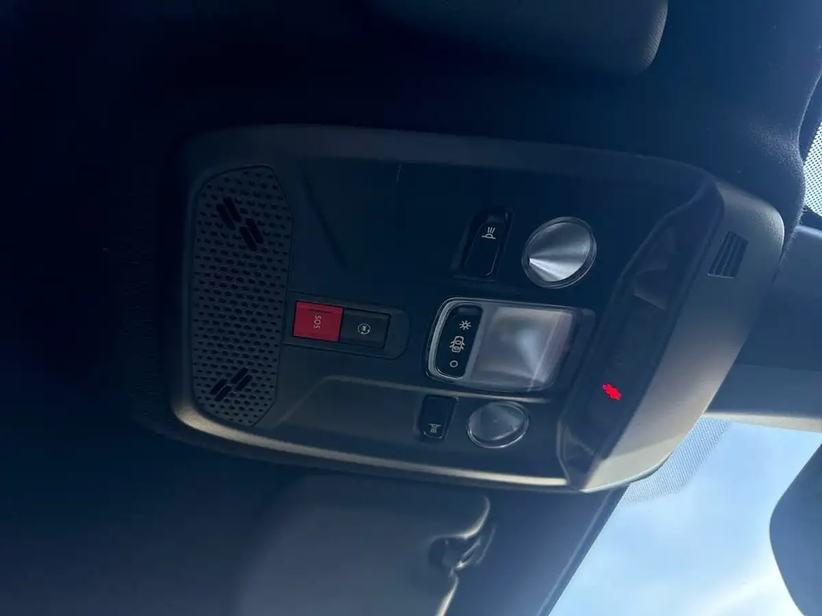 2021-vauxhall-corsa-12-turbo-sri-100ps-big-31