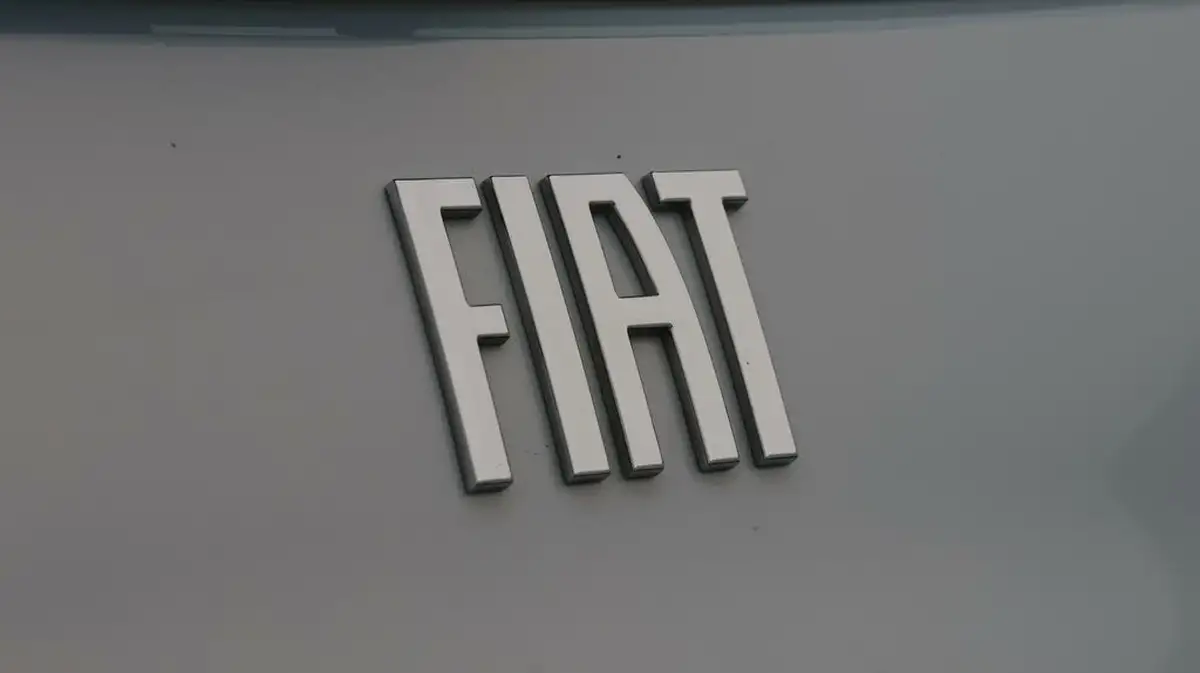 2021-fiat-500-e-la-prima-big-22