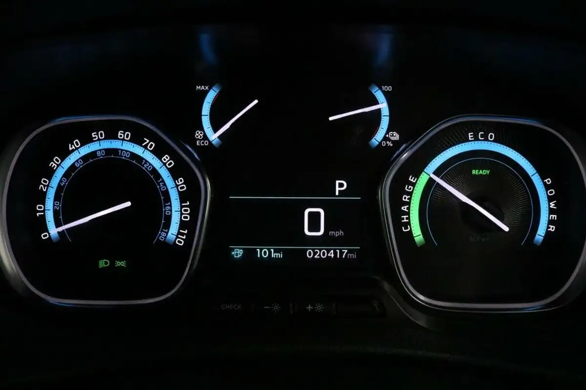 2021-peugeot-expert-e-professional-standard-75kwh-panel-big-38
