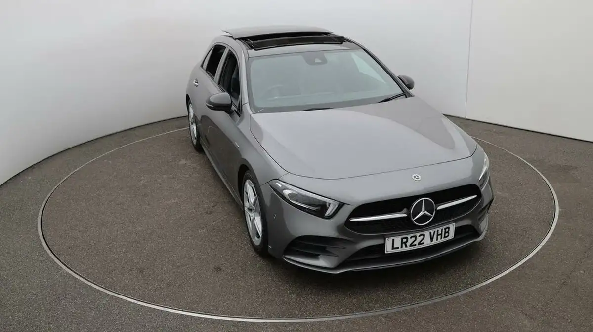 2022-mercedes-benz-a-class-13-a200-amg-line-premium-plus-edition-hatchback-5d-7g-dct-big-20