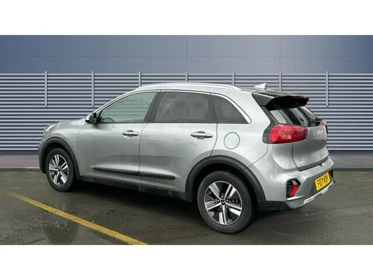 2022-kia-niro-16-gdi-2-139bhp-156kwh-big-1