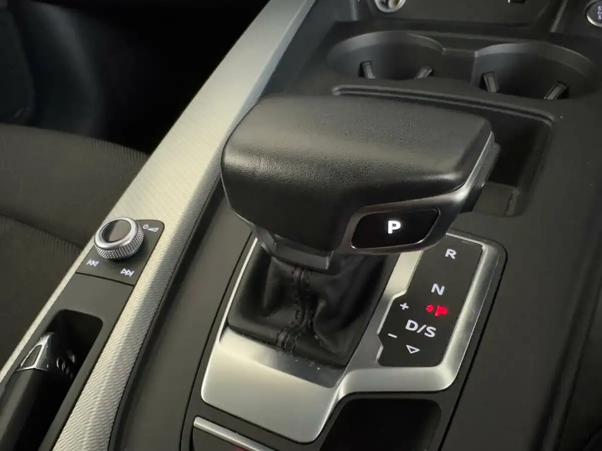2022-audi-a4-avant-20-35-tdi-technik-big-38