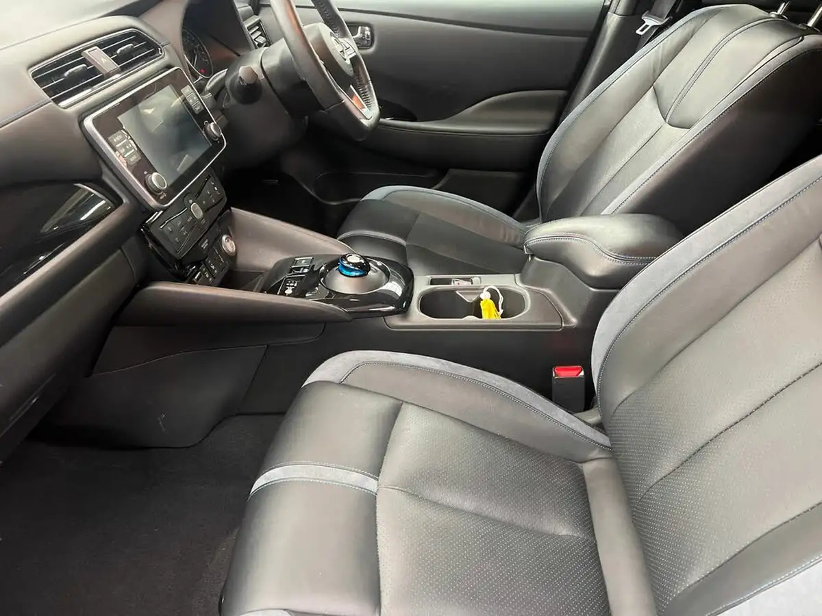 2023-nissan-leaf-e-e-tekna-59kwh-big-1