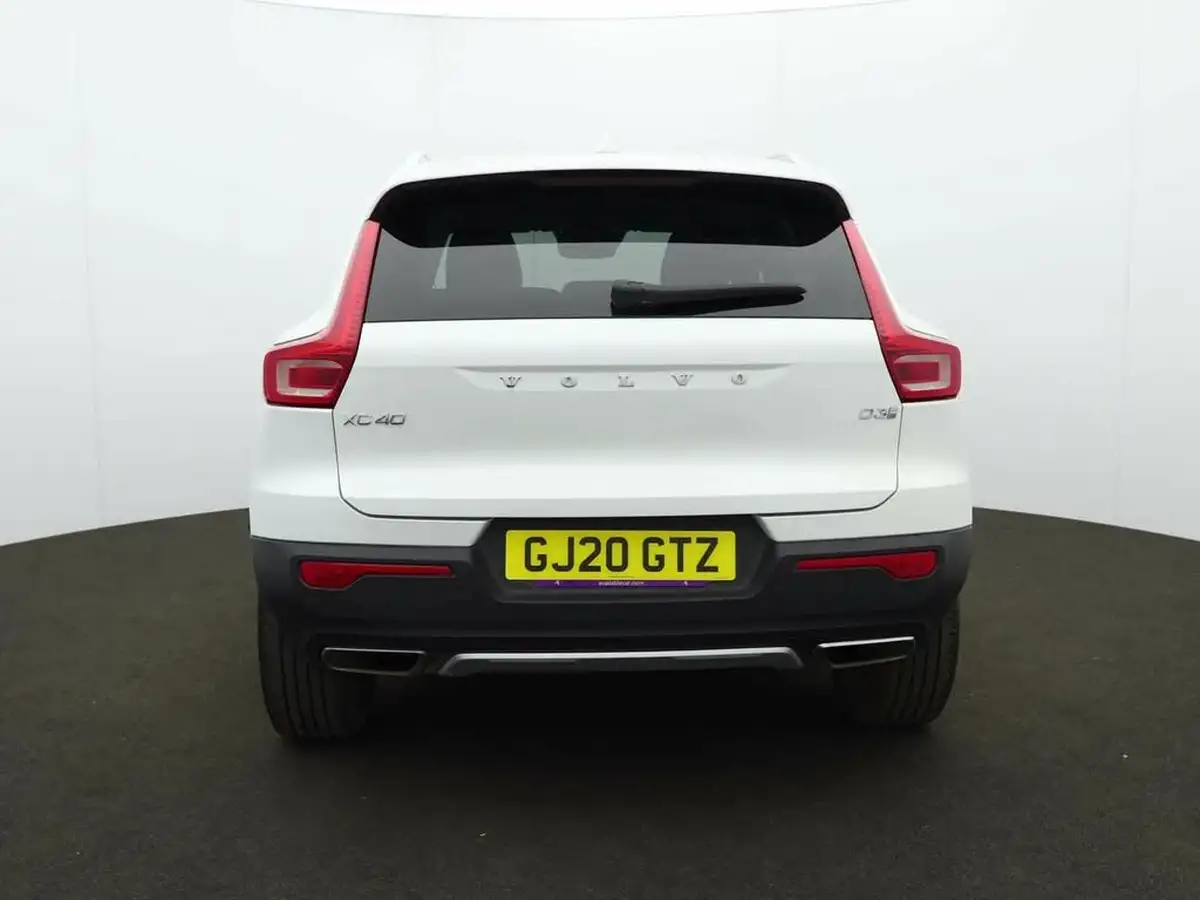 2020-volvo-xc40-20td-d3-inscription-pro-big-3
