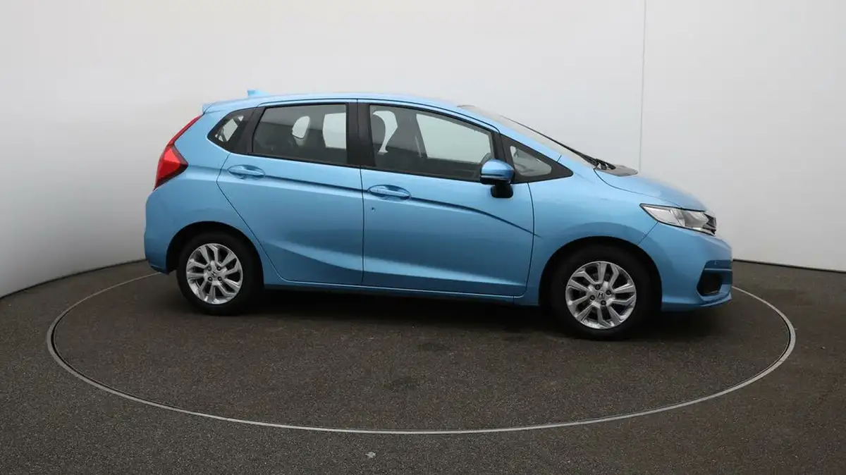 2018-honda-jazz-13-i-vtec-se-navi-big-38